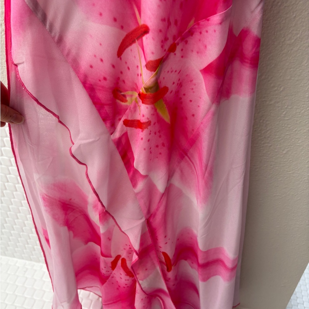 Tyler Mcgillivary Pink Floral Backless Dress - Picture 8 of 9